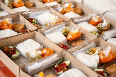Review makanan di sosmed