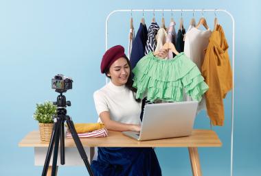 Tips endorse fashion di sosmed