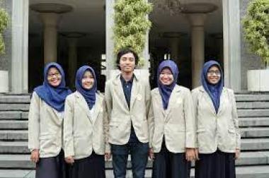 Bagaimana Menyusun Target Belajar Berdasarkan Passing Grade SNBT UGM?